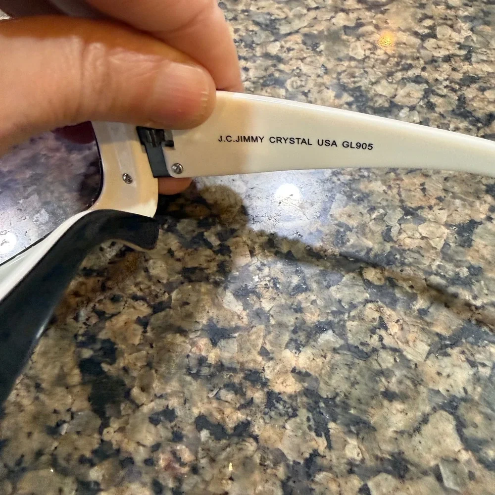 Jimmy Crystal New York‎ Swarovski Crystal Oversized Sunglasses Black White GL905